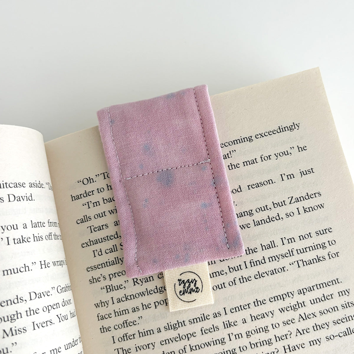 MAGNETIC BOOKMARK - PINK BLUE TIE DYE