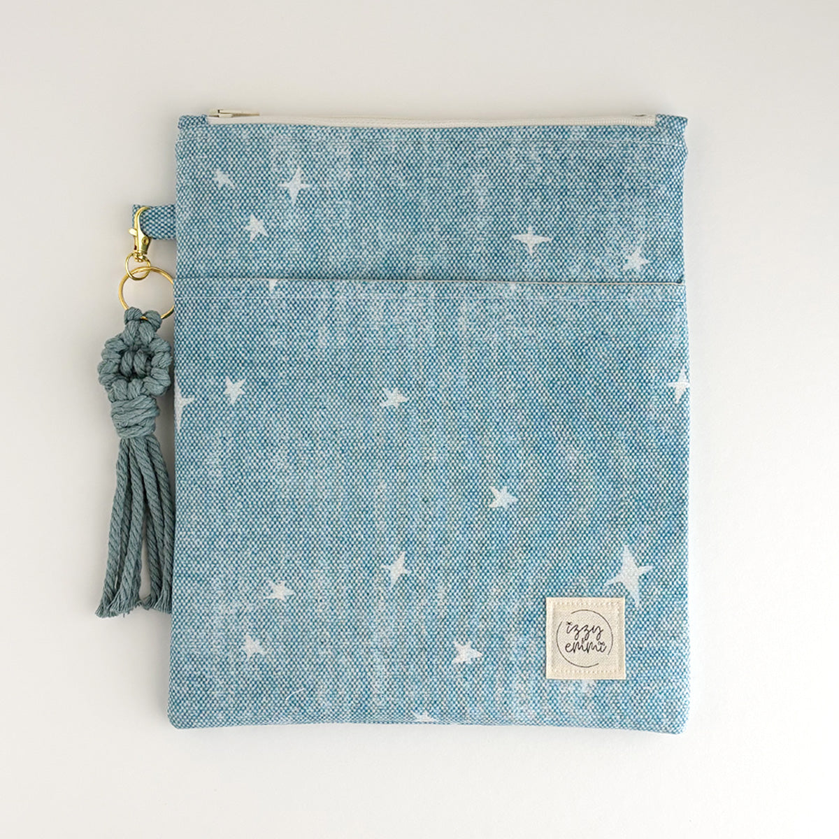 BOOK SLEEVE - KINDLE/IPAD MINI/BOOK ZIPPER POUCH - BLUE STARS
