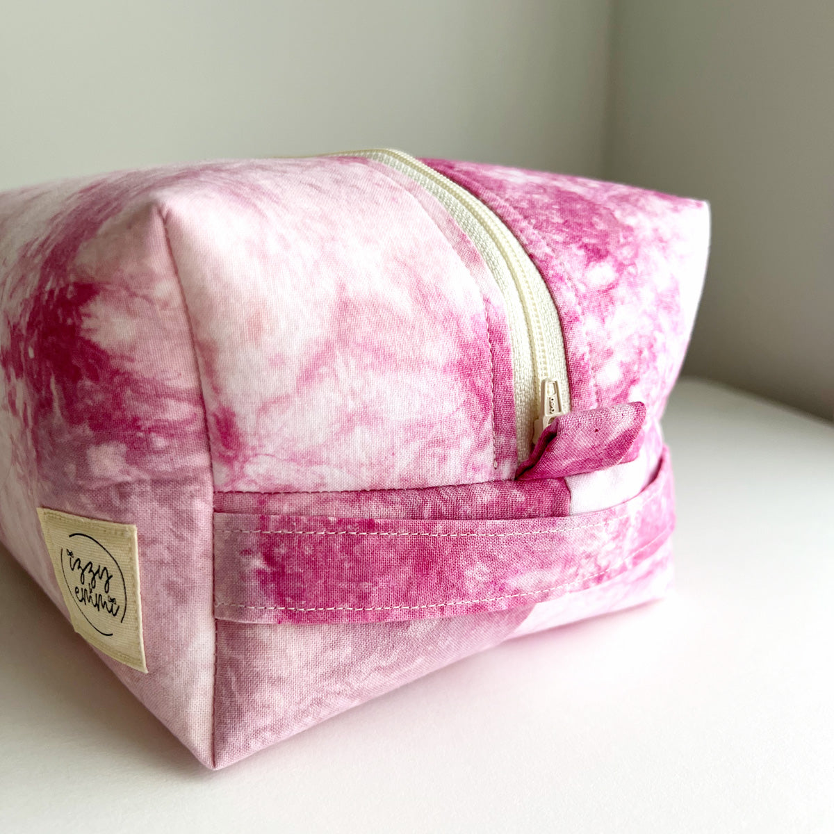 THE EVERYTHING BAG - DARK PINK TIE DYE