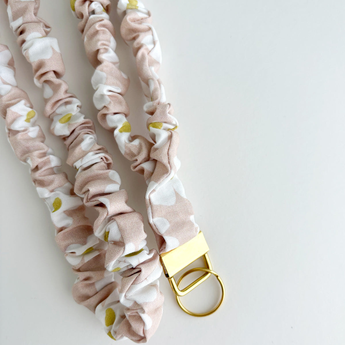 SCRUNCHIE LANYARD - FLOWER POWER