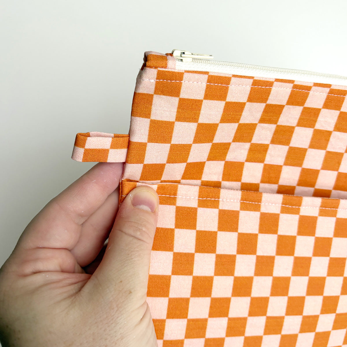 BOOK SLEEVE - KINDLE/IPAD MINI/BOOK ZIPPER POUCH - PINK + ORANGE CHECKS