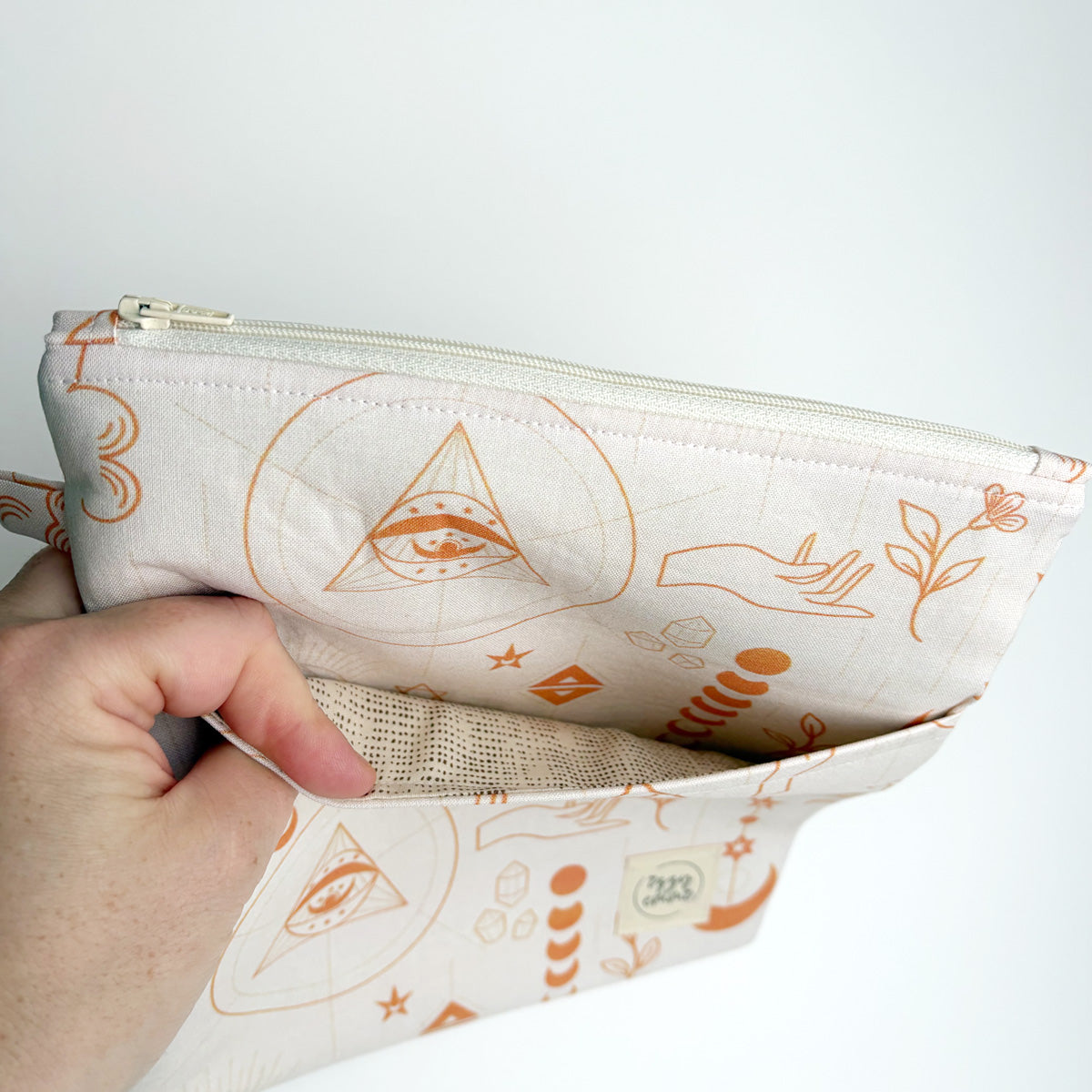 BOOK SLEEVE - KINDLE/IPAD MINI/BOOK ZIPPER POUCH - MYSTICAL MAGIC