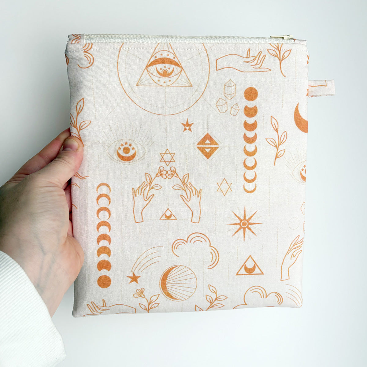 BOOK SLEEVE - KINDLE/IPAD MINI/BOOK ZIPPER POUCH - MYSTICAL MAGIC