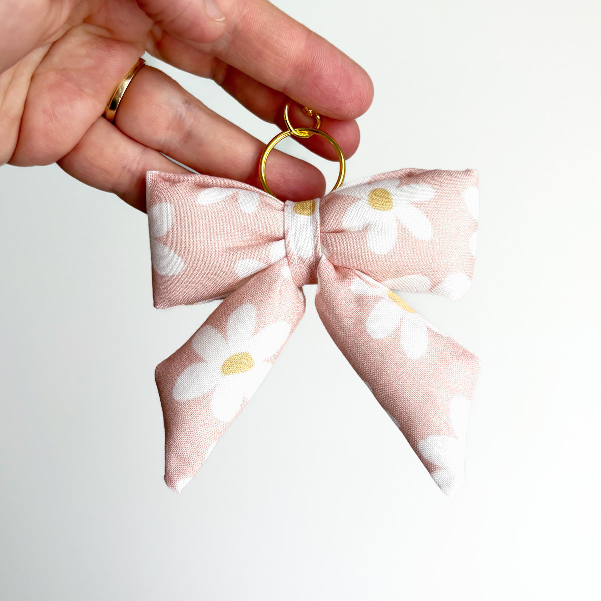 PUFFY BOW KEYCHAIN - FLOWER POWER