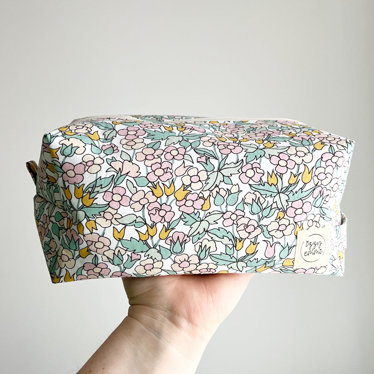 THE EVERYTHING BAG - RETRO FLORALS