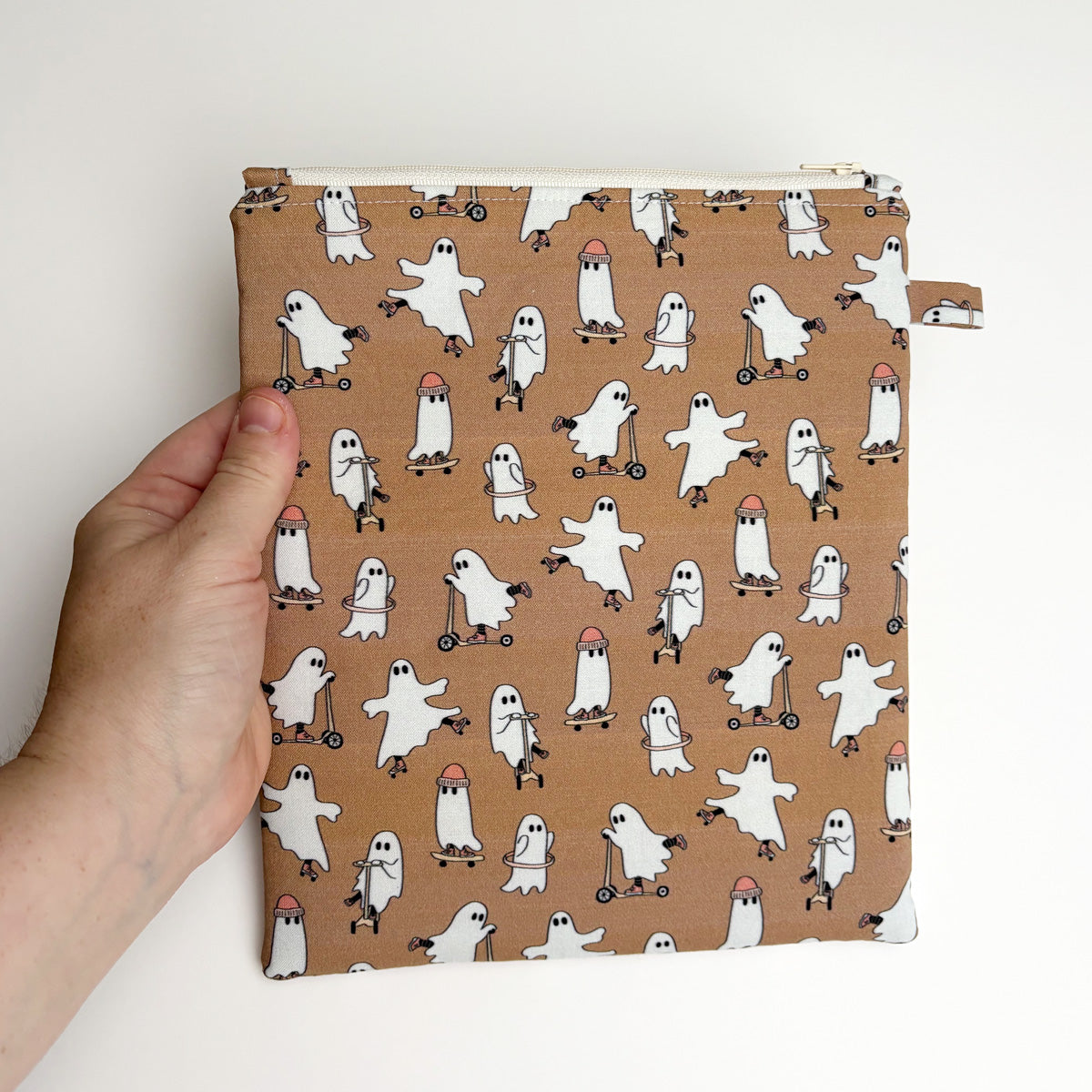 BOOK SLEEVE - KINDLE/IPAD MINI/BOOK ZIPPER POUCH - SKATER GHOSTS